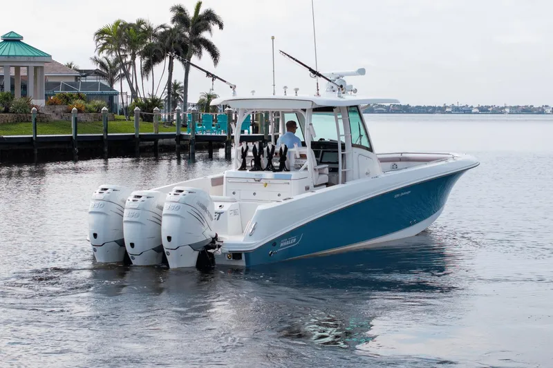 Slide: The Image of Boston Whaler 350 Outrage 2015 - 34