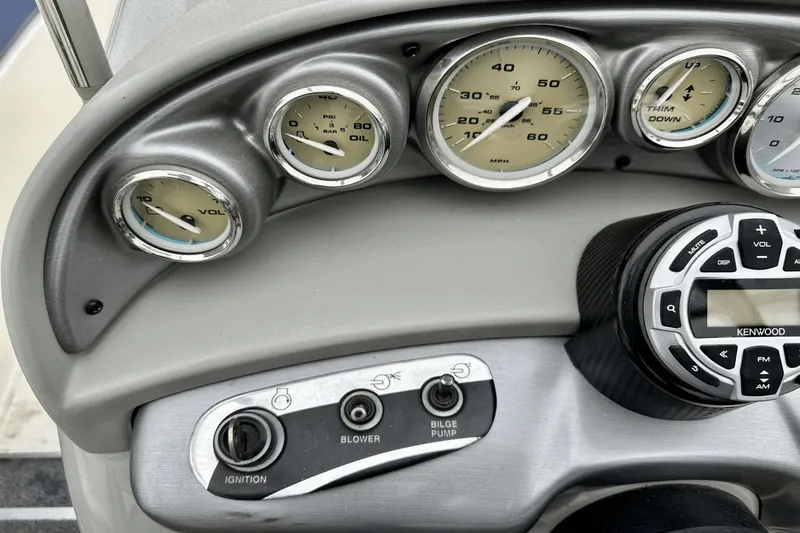 Slide: The Image of Bayliner 185 Bowrider 2005 - 14