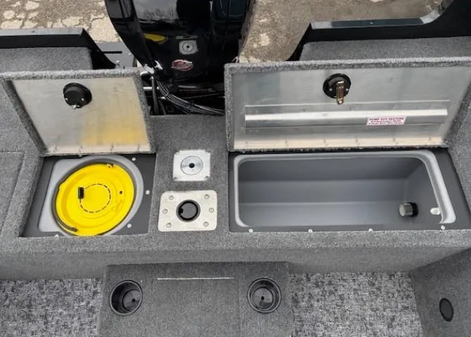 Slide: The Image of 2025 Tracker Pro Guide V-175 WT boat storage compartments and livewell. - 29