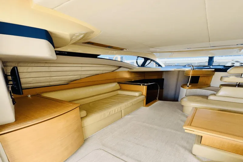 Slide: The Image of Azimut 43 2008 - 3