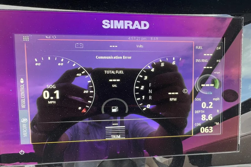 Slide: The Image of Sea Ray 230 SPX-OB 2022 - 31