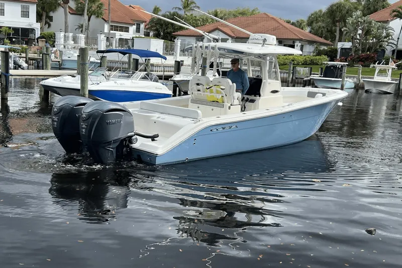 Slide: The Image of Cobia 280 CC 2022 - 104