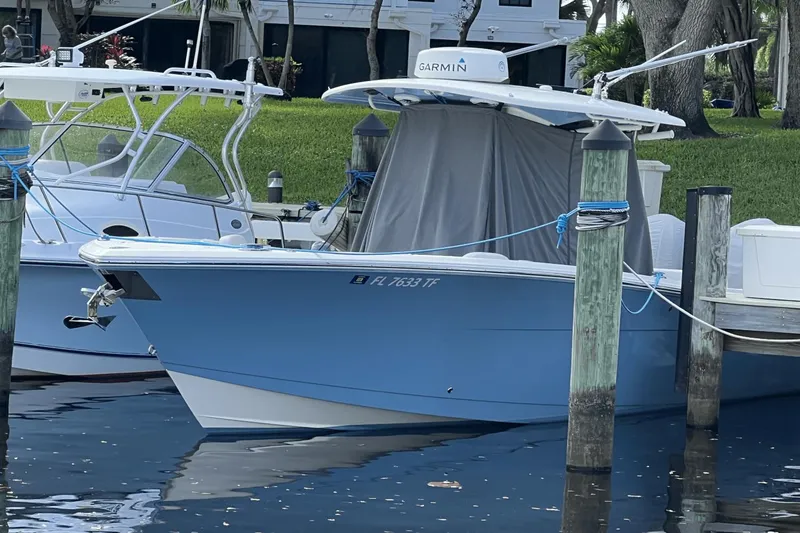 Slide: The Image of Cobia 280 CC 2022 - 19
