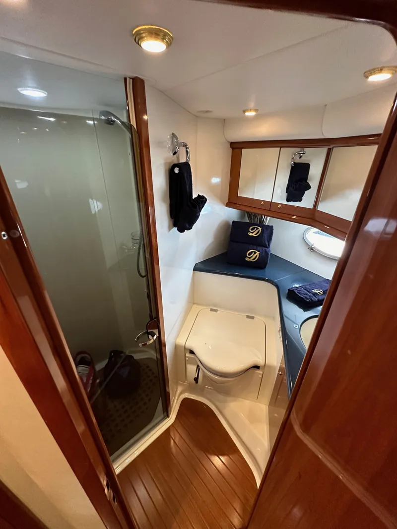 Slide: The Image of Sunseeker Predator 60 2000 - 101
