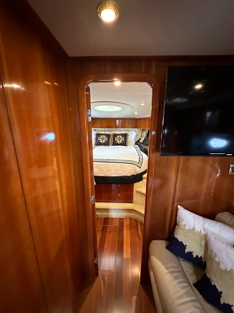 Slide: The Image of Sunseeker Predator 60 2000 - 95
