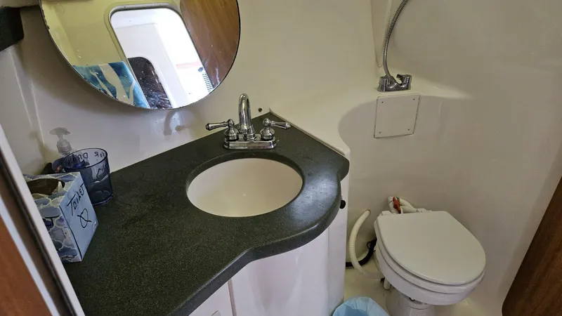 Slide: The Image of Mainship 31 Sedan Bridge 1998 - 25