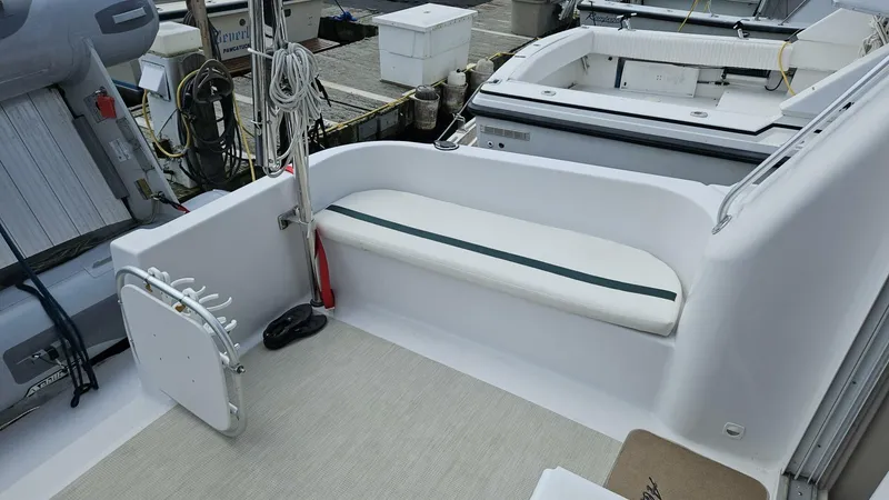 Slide: The Image of Mainship 31 Sedan Bridge 1998 - 31