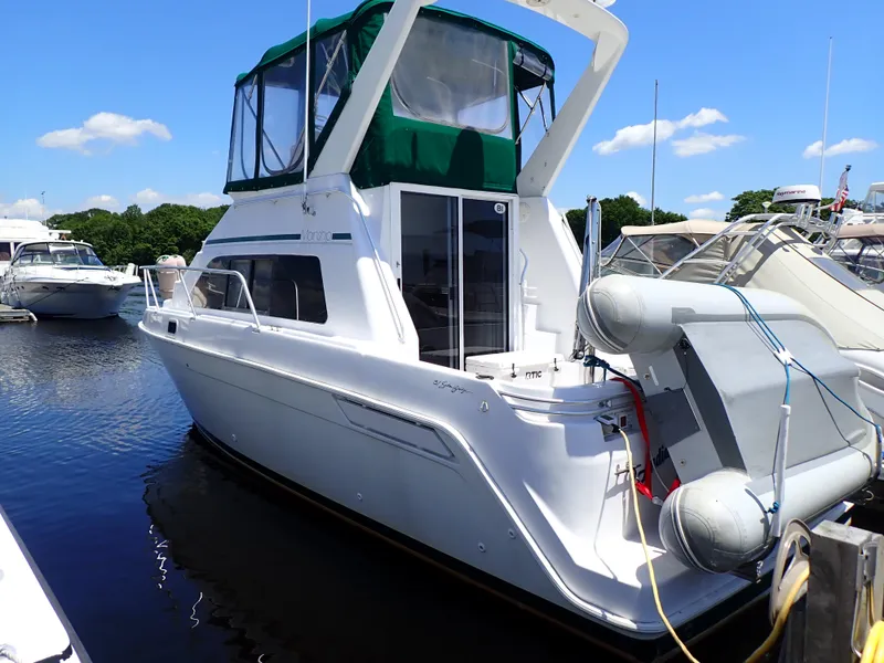 Slide: The Image of Mainship 31 Sedan Bridge 1998 - 4