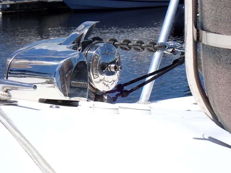 Slide: The Image of Mainship 31 Sedan Bridge 1998 - 65