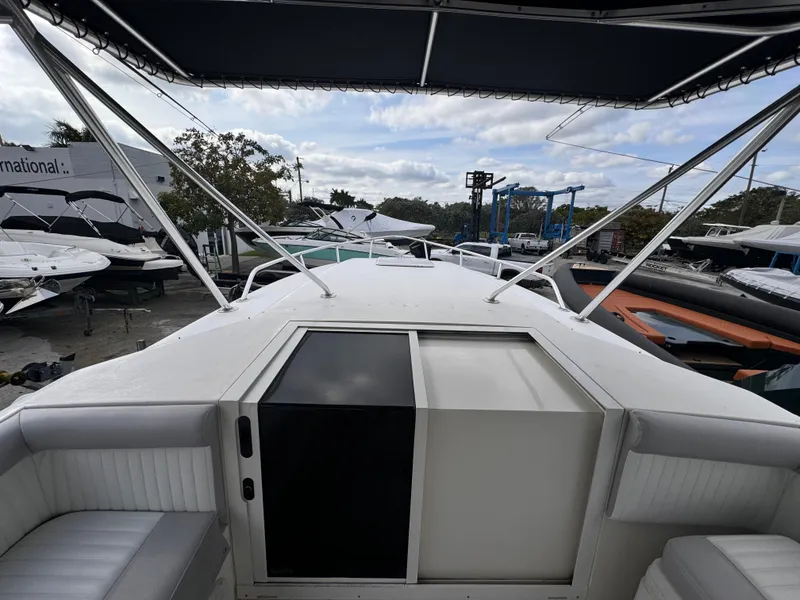 Slide: The Image of Contender 35 Side Console 2004 - 11