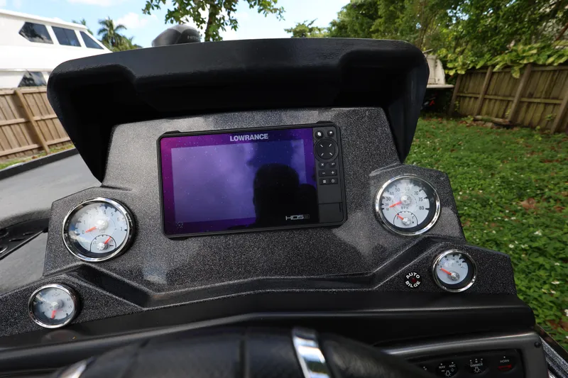 Slide: The Image of Dashboard of 2022 Nitro Z20 Pro boat with Lowrance display and gauges. - 22