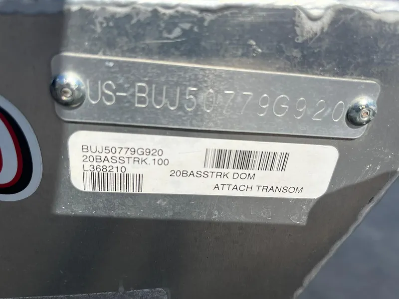 Slide: The Image of 2020 Tracker Bass Tracker Classic XL hull identification number and label details. - 7