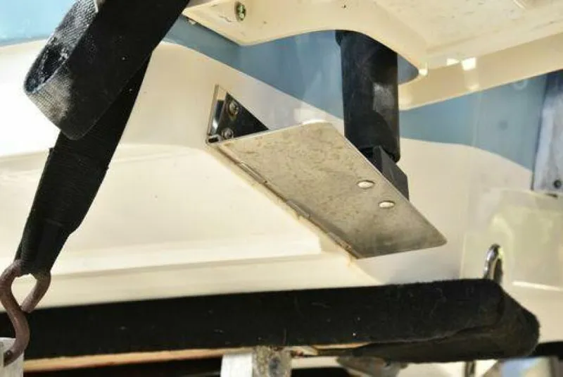 Slide: The Image of Close-up of a 2018 Sportsman Tournament 214 Bay Boat's hull and mounting hardware. - 12