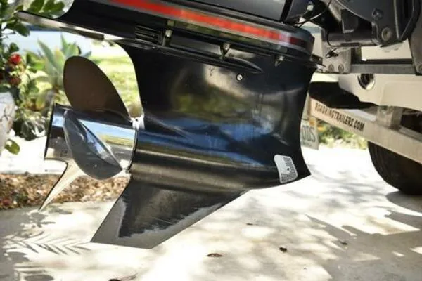 Slide: The Image of Propeller of 2018 Sportsman Tournament 214 Bay Boat, close-up view. - 9