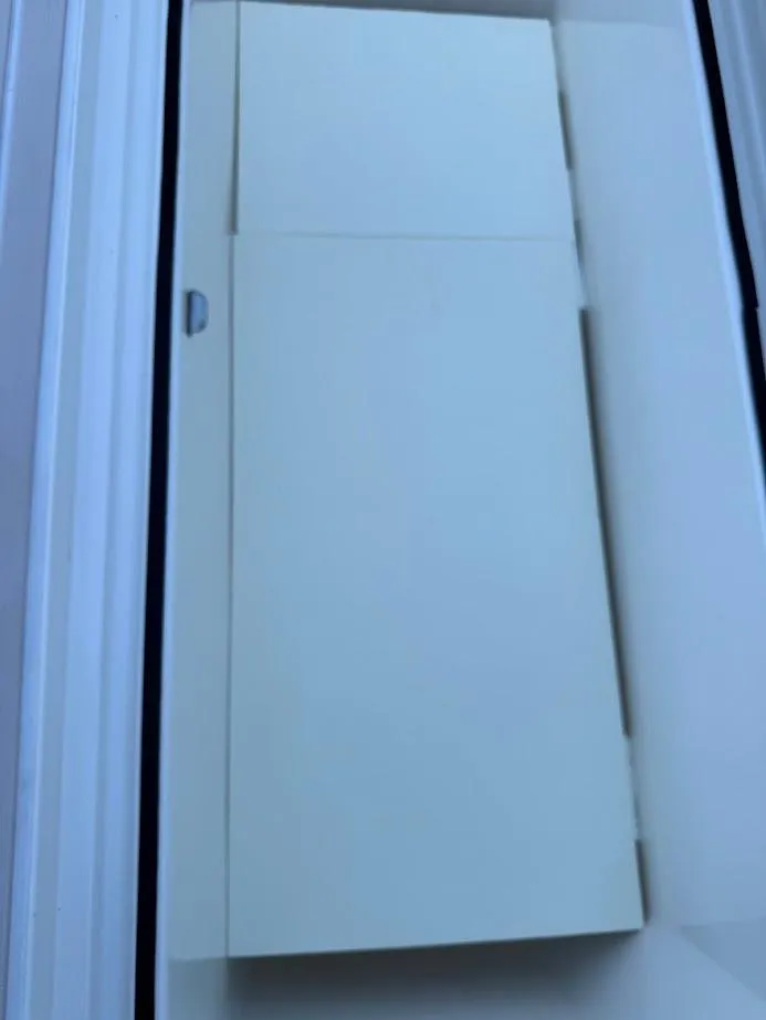 Slide: The Image of 2018 Concept 392 Family Edition boat hatch, closed and secured. - 44