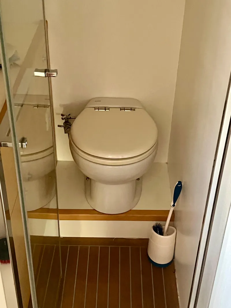 Slide: The Image of Lagoon 620 2017 - 103