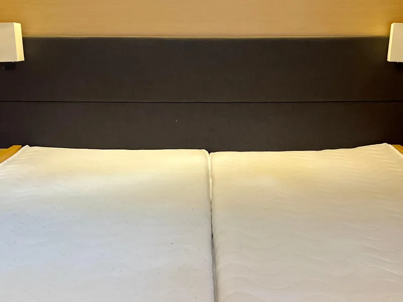 Slide: The Image of Lagoon 620 2017 - 108