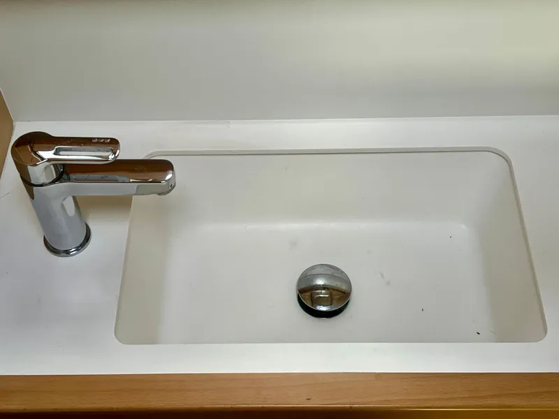 Slide: The Image of Lagoon 620 2017 - 113