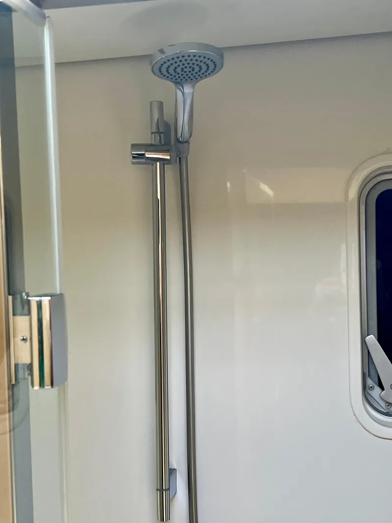 Slide: The Image of Lagoon 620 2017 - 114