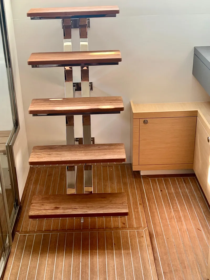 Slide: The Image of Lagoon 620 2017 - 117