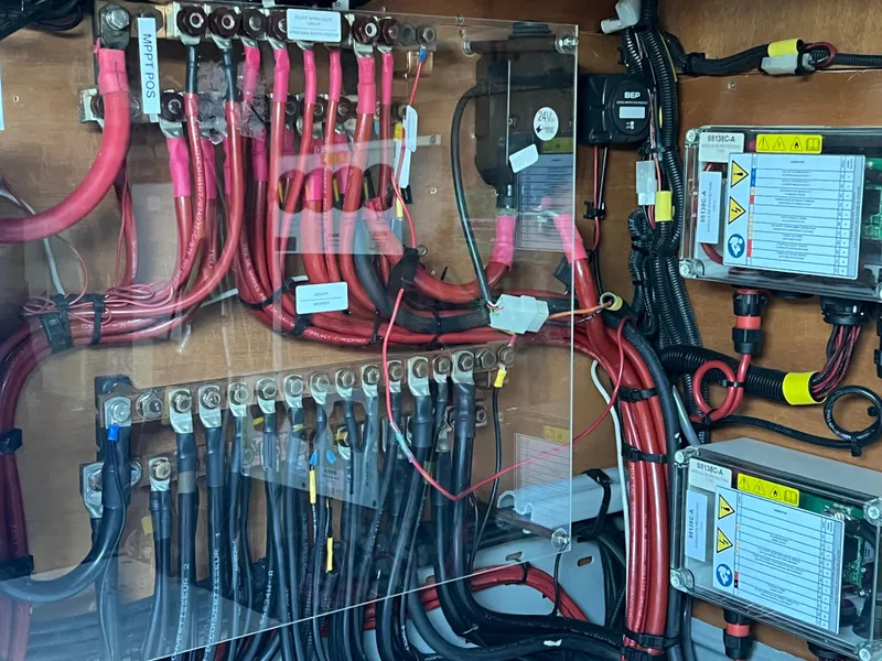 Slide: The Image of Lagoon 620 2017 - 74