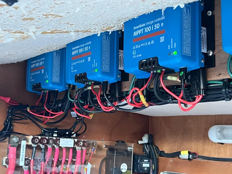 Slide: The Image of Lagoon 620 2017 - 75