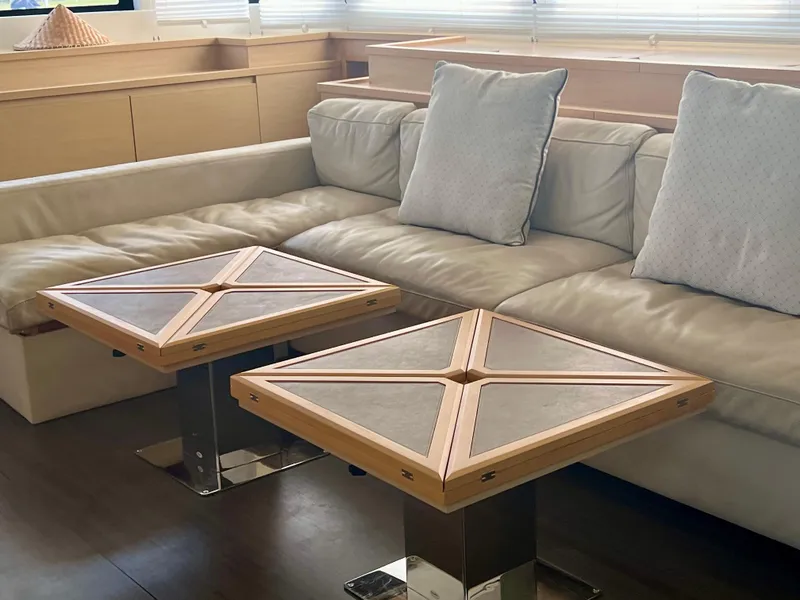 Slide: The Image of Lagoon 620 2017 - 80