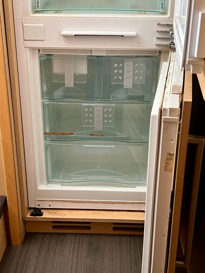 Slide: The Image of Lagoon 620 2017 - 94