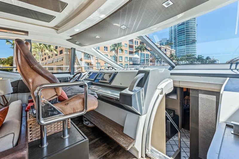 Slide: The Image of Azimut 62S 2007 - 53