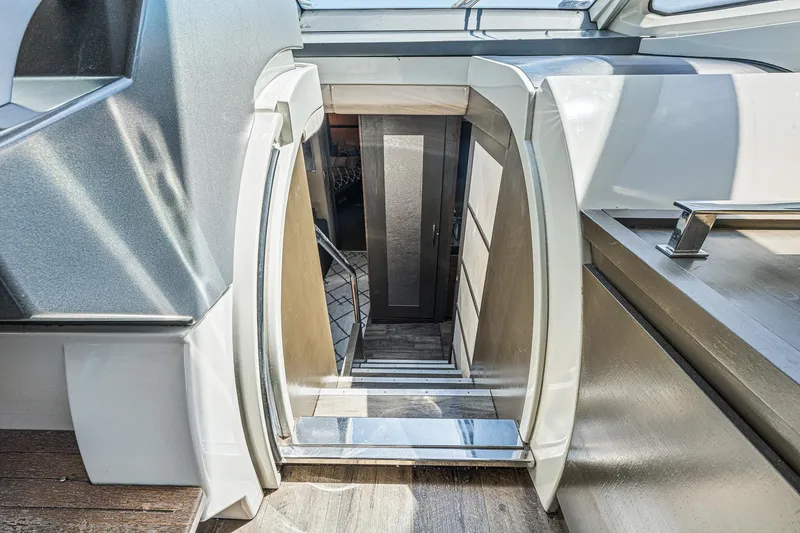 Slide: The Image of Azimut 62S 2007 - 62