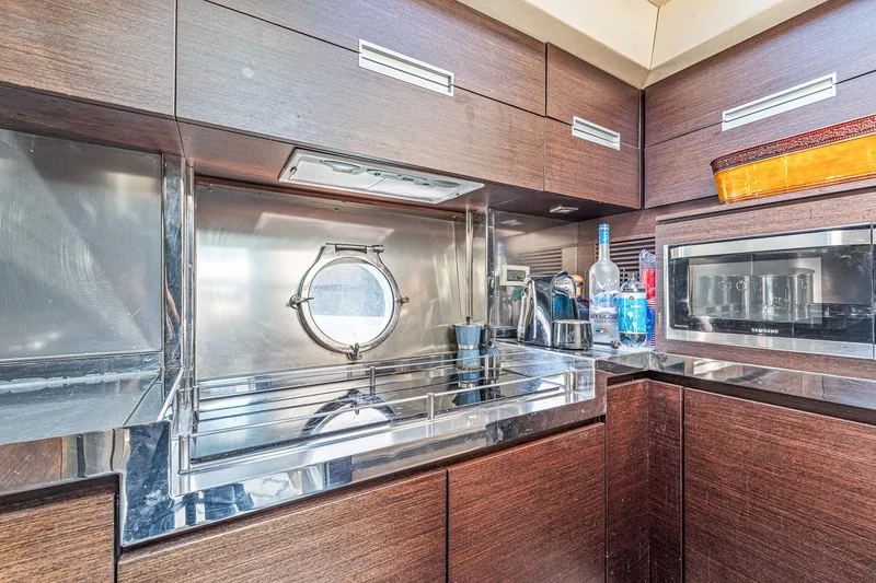 Slide: The Image of Azimut 62S 2007 - 65