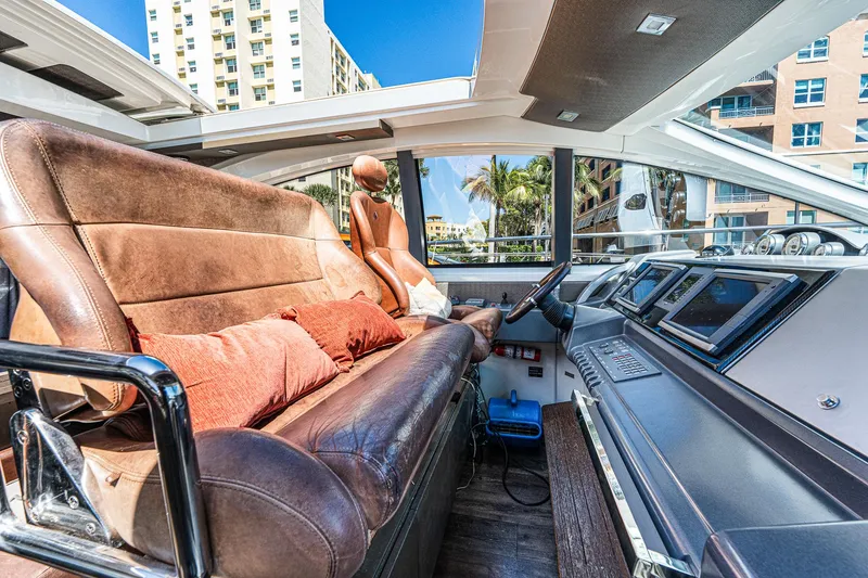 Slide: The Image of Azimut 62S 2007 - 92