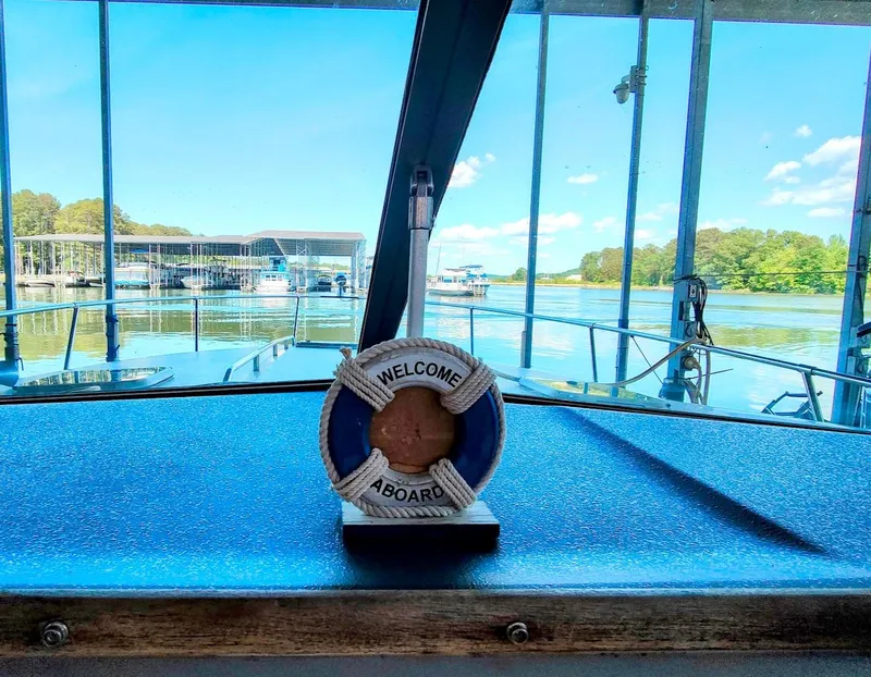 Slide: The Image of Sea Ray 300 Weekender 1989 - 15