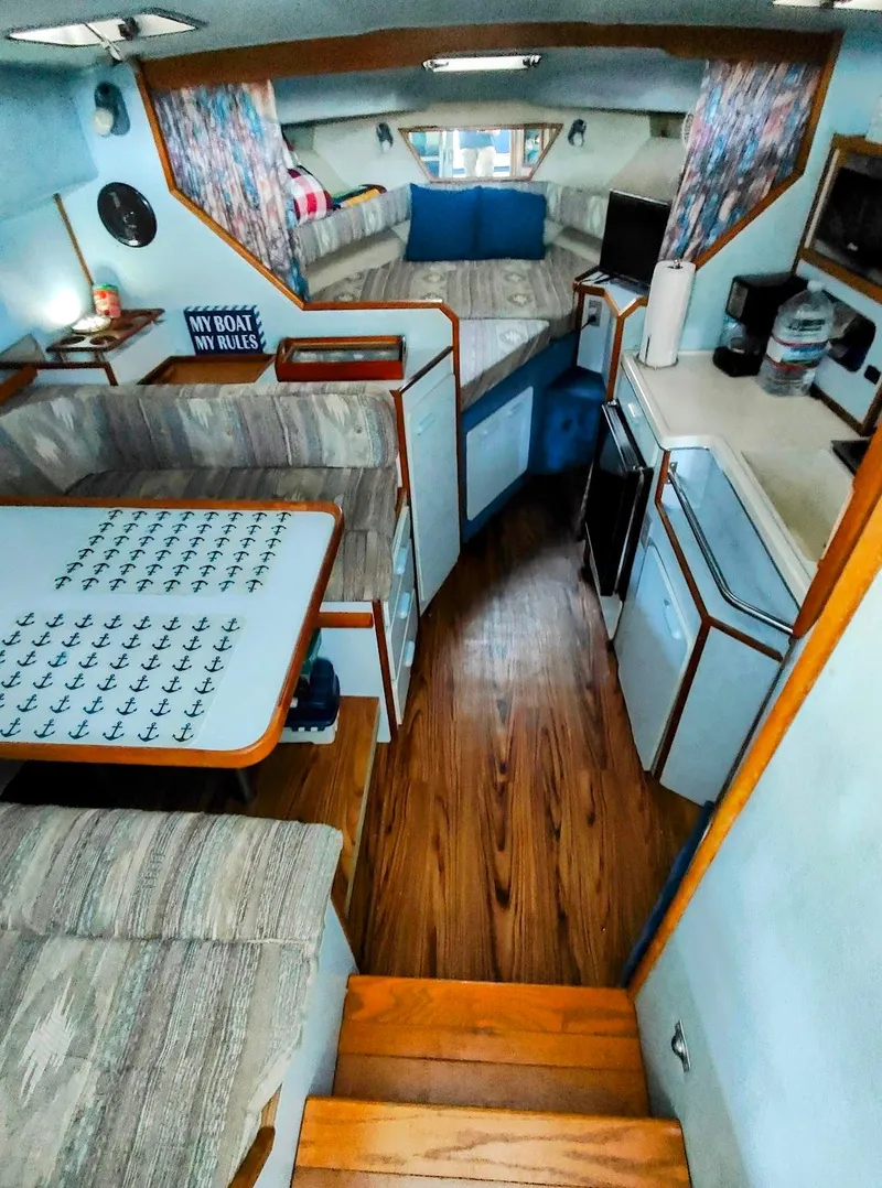 Slide: The Image of Sea Ray 300 Weekender 1989 - 16