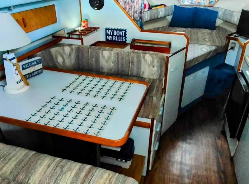 Slide: The Image of Sea Ray 300 Weekender 1989 - 19