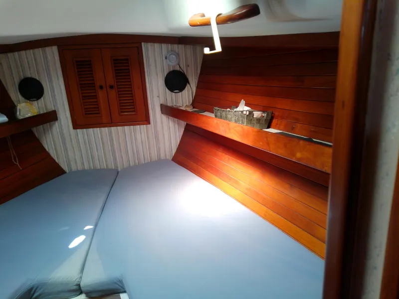 Slide: The Image of Morgan 40 Cruising Ketch 1971 - 65