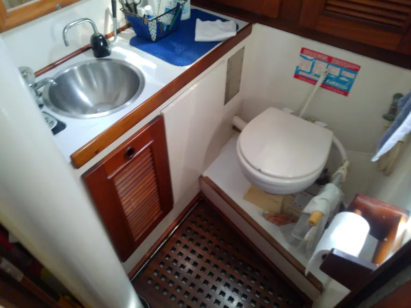 Slide: The Image of Morgan 40 Cruising Ketch 1971 - 67