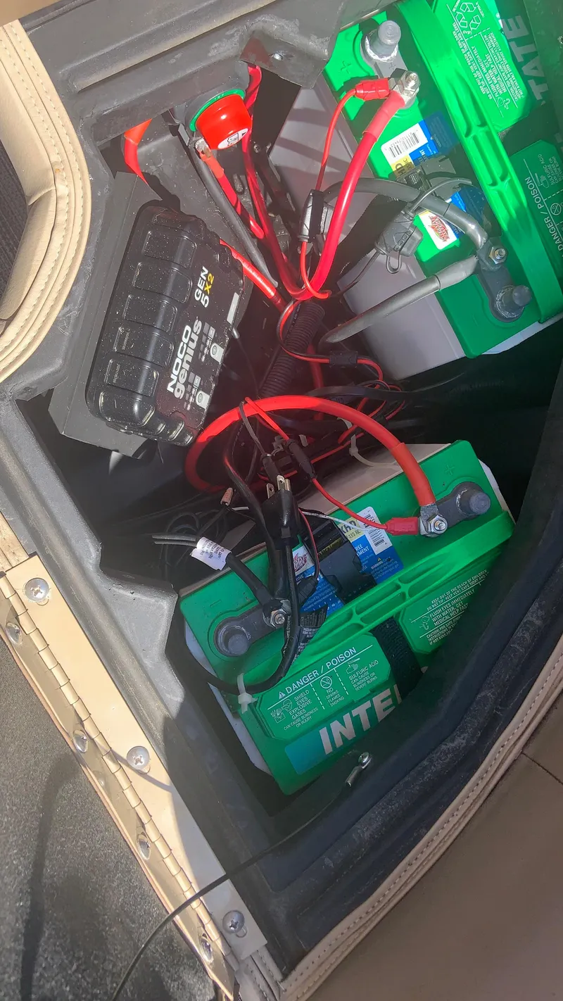 Slide: The Image of Battery compartment of 2022 Veranda Relax VR22RC with wiring and connections. - 18