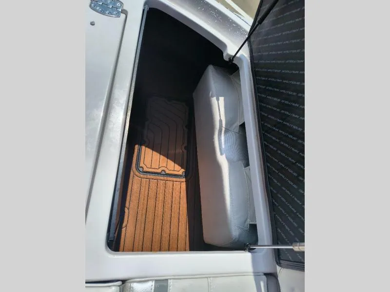 Slide: The Image of Nautique G25 2013 - 16