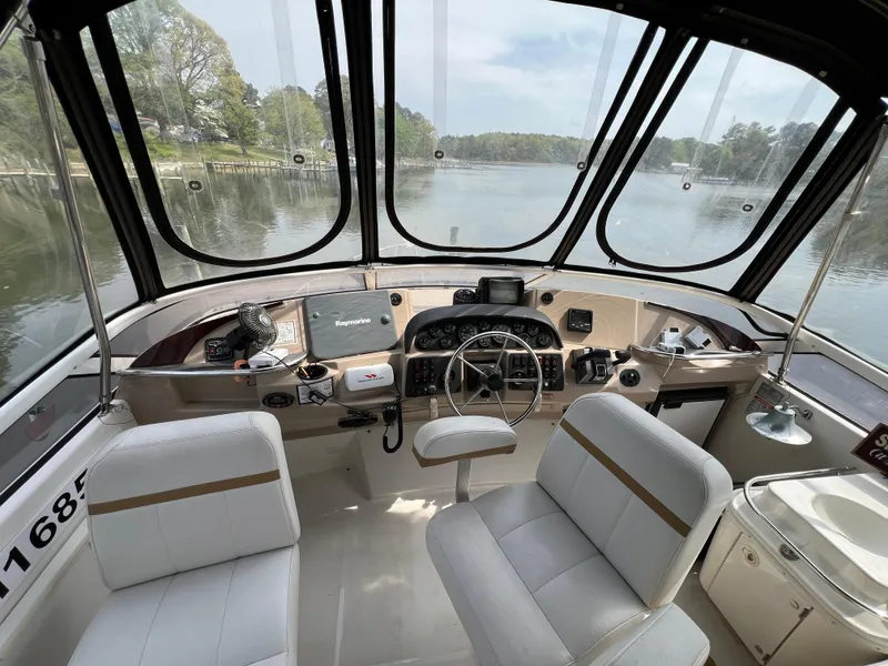 Slide: The Image of Carver Yachts 41 Cockpit Motor Yacht 2005 - 24