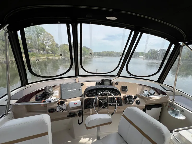 Slide: The Image of Carver Yachts 41 Cockpit Motor Yacht 2005 - 25