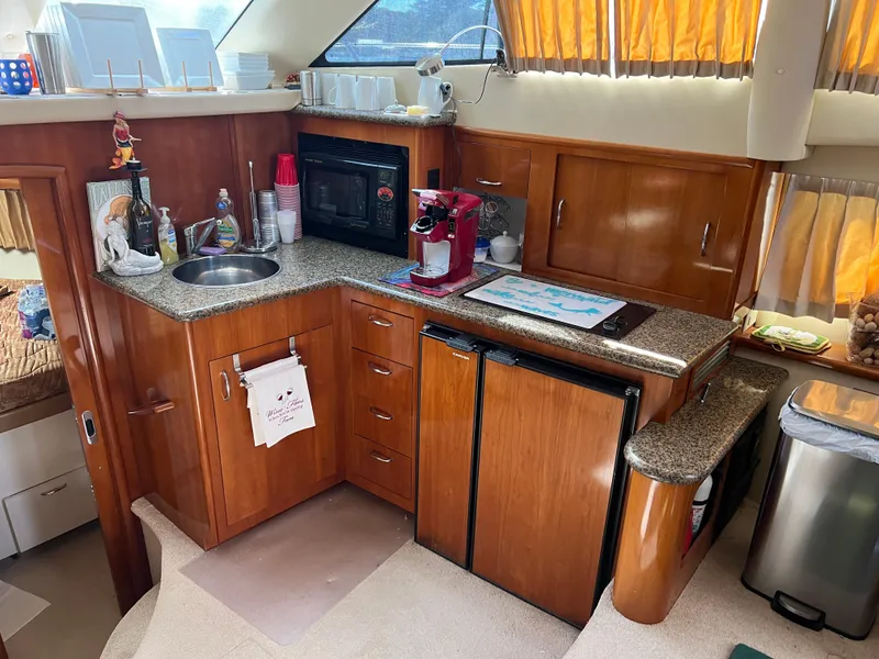 Slide: The Image of Carver Yachts 41 Cockpit Motor Yacht 2005 - 56