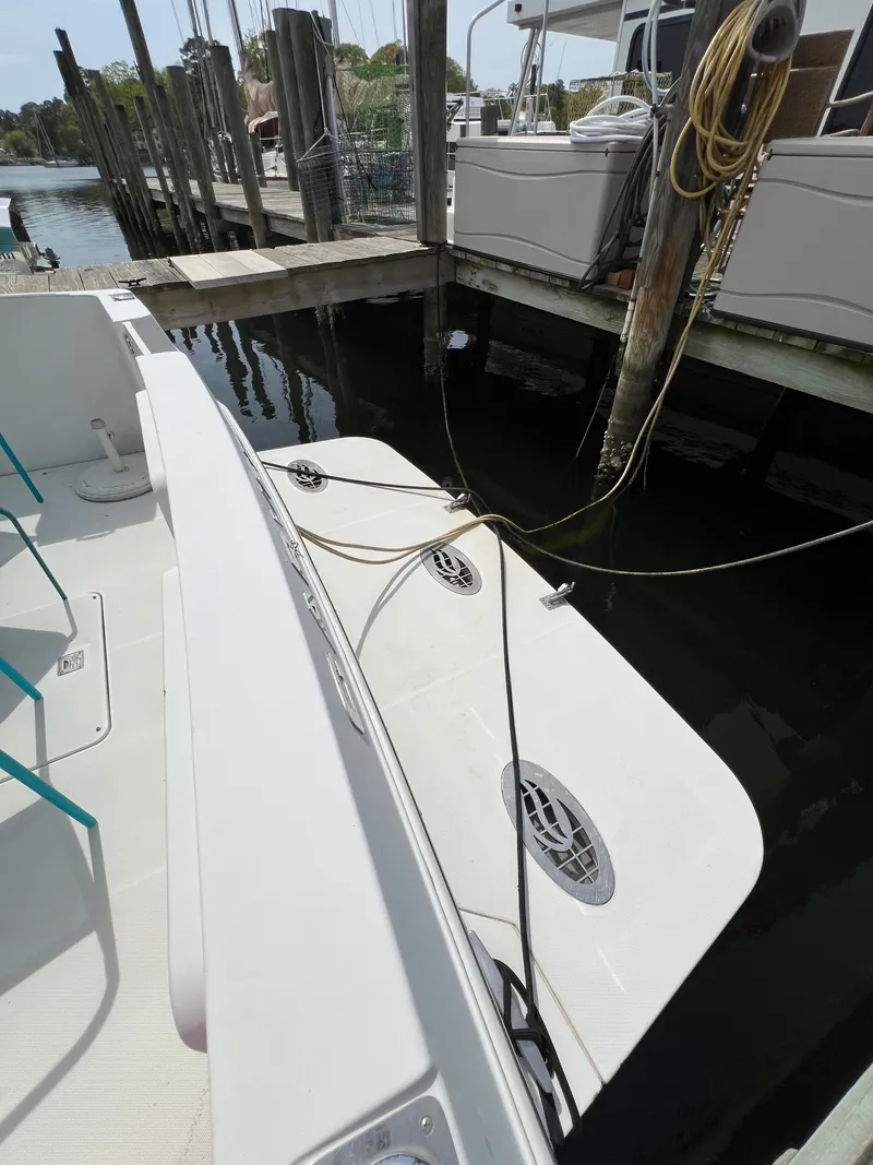 Slide: The Image of Carver Yachts 41 Cockpit Motor Yacht 2005 - 6