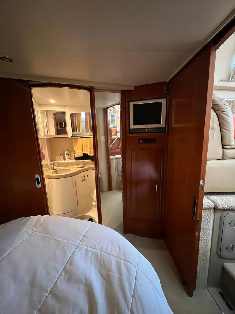 Slide: The Image of Carver Yachts 41 Cockpit Motor Yacht 2005 - 70