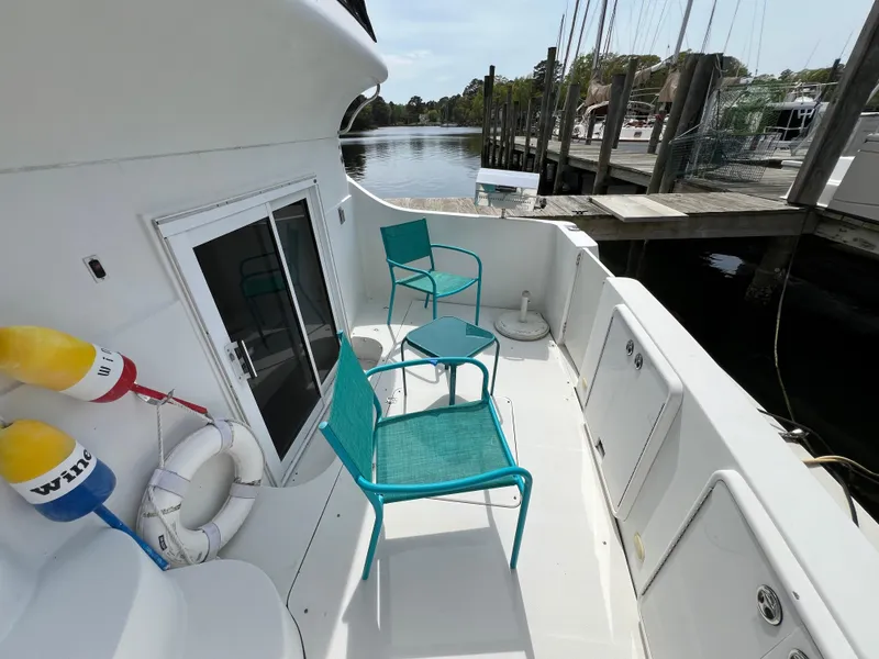 Slide: The Image of Carver Yachts 41 Cockpit Motor Yacht 2005 - 8