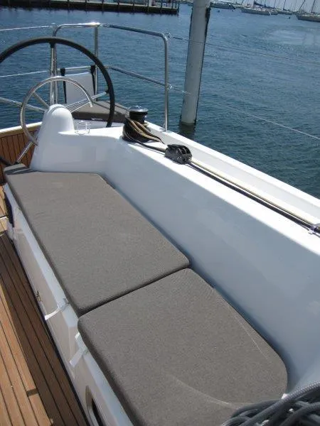 Slide: The Image of Jeanneau Sun Odyssey 350 2025 - 54