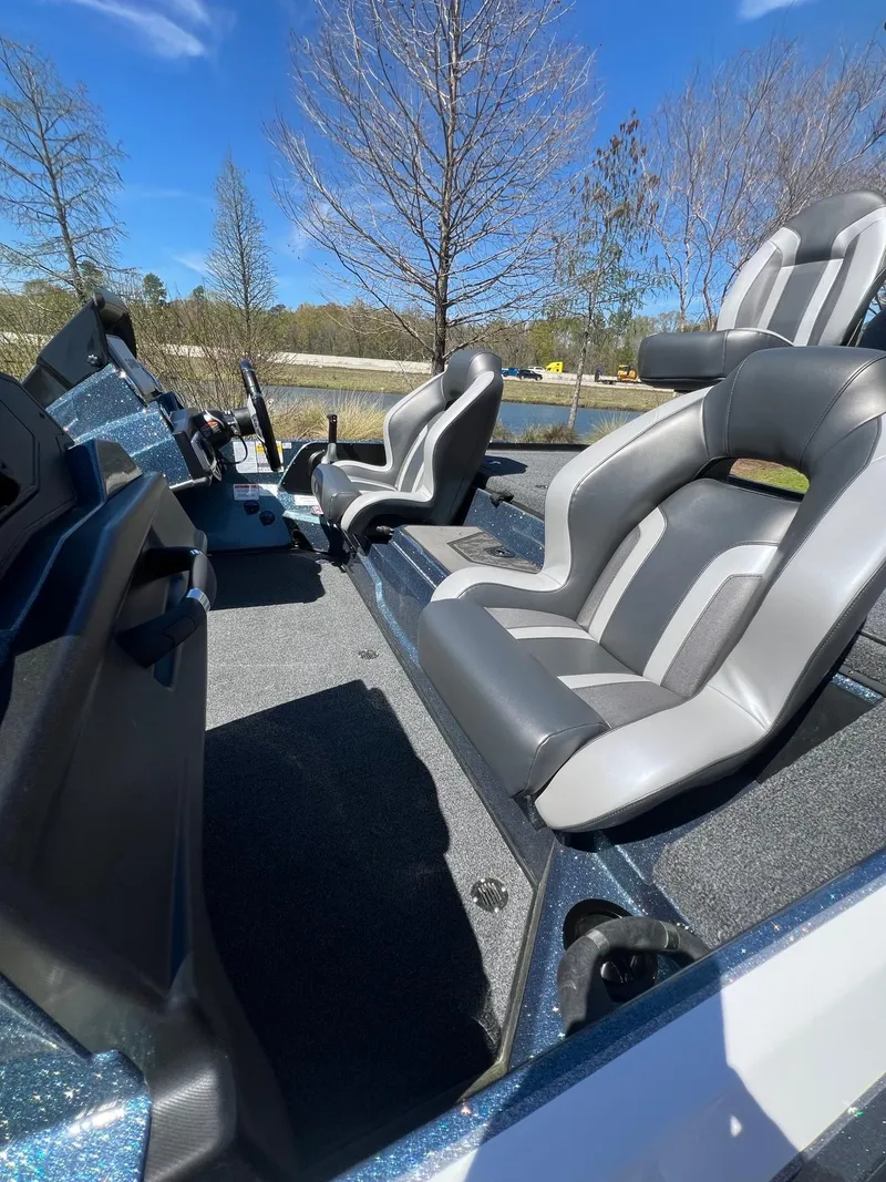 Slide: The Image of 2025 Nitro Z20 XL Pro boat interior with sleek seating and modern design. - 7