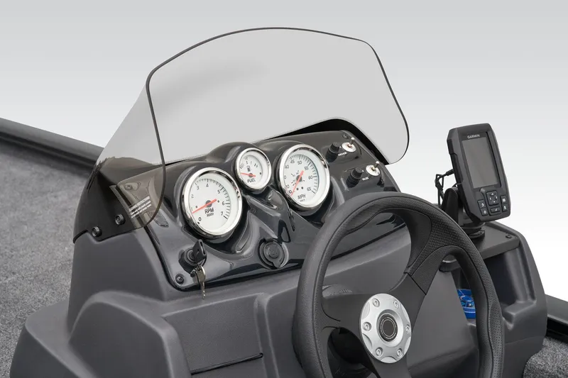 Slide: The Image of Tracker Pro 170 2025 - 28