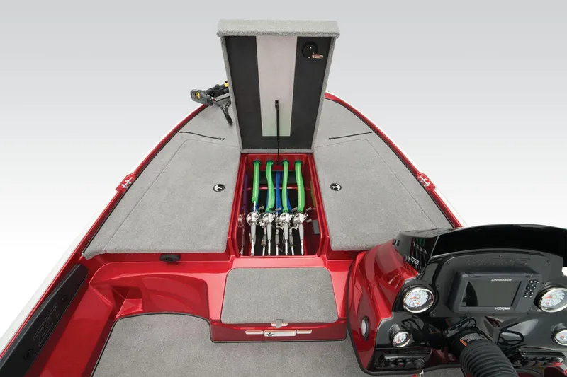 Slide: The Image of 2025 Nitro Z17 boat seat with logo, featuring sleek design and modern upholstery. - 18