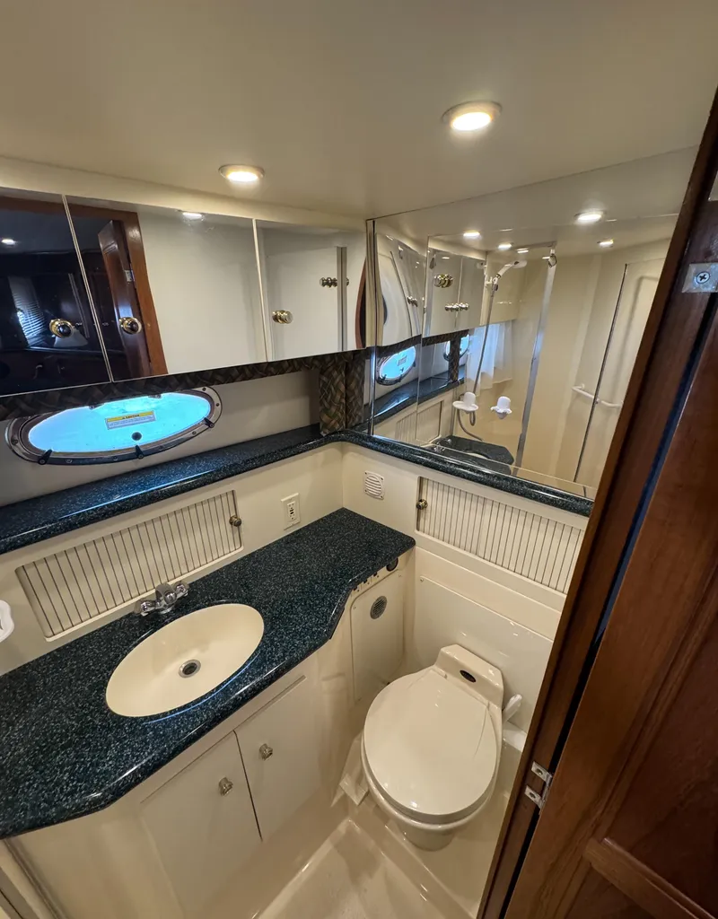 Slide: The Image of Carver 406 Aft Cabin Motor Yacht 2000 - 66